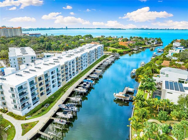 $850,000 | 1709 North Tamiami Trail, Unit 403 | Sarasota