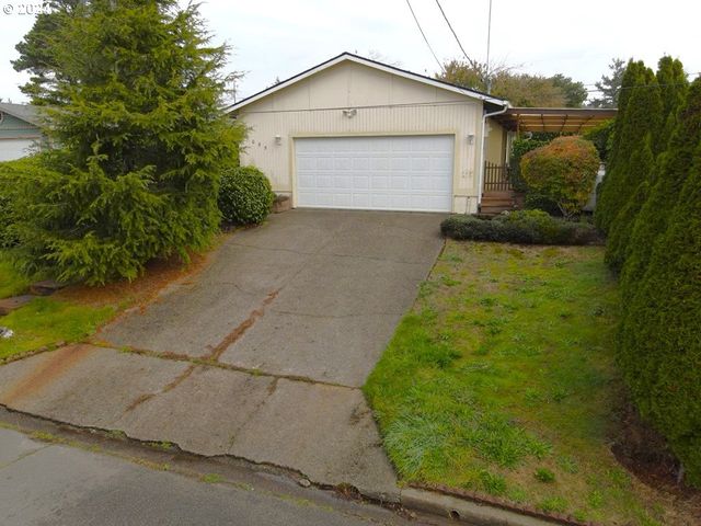 $340,000 | 1055 Augustine Street | Coos Bay