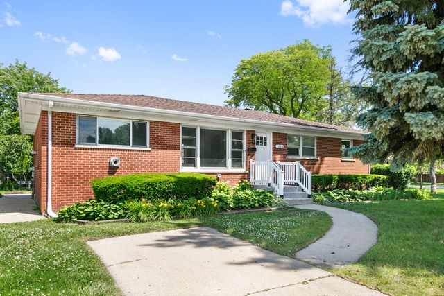 $440,700 | 1606 West Willow Lane | Mount Prospect