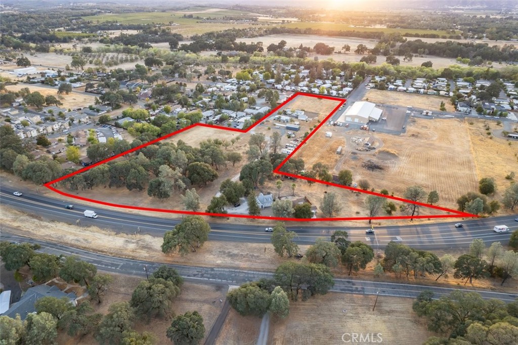 an aerial view of a houses