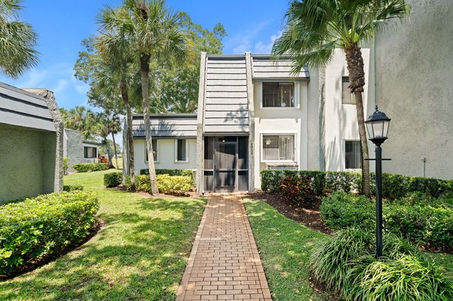 $265,000 | 4820 Esedra Court | Fountains of Palm Beach