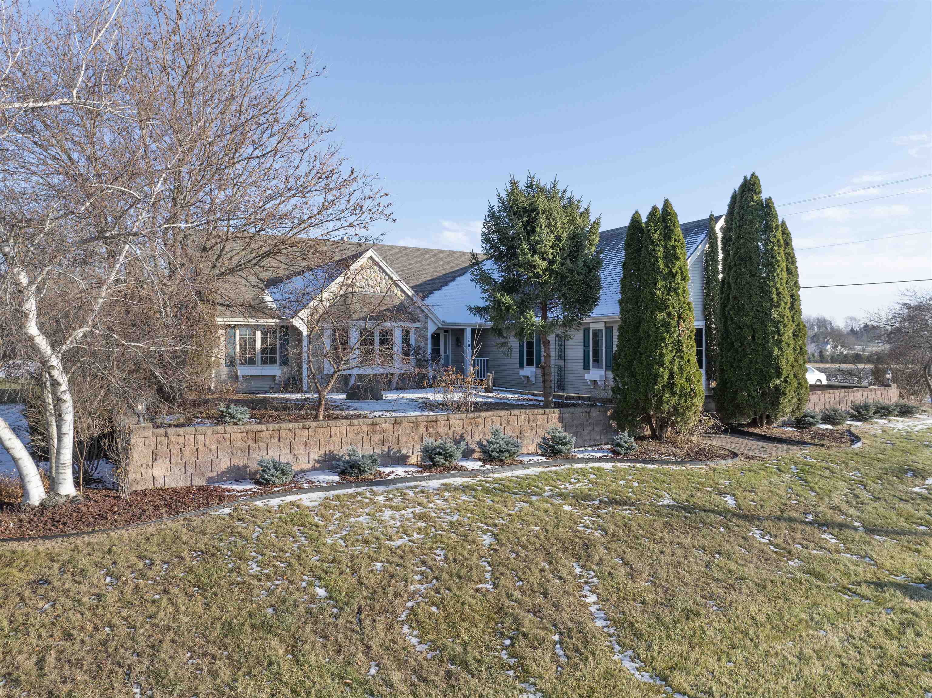 1401 Country Club Lane, Watertown, WI 53098 | Compass