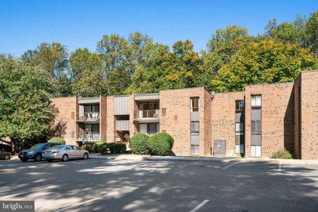 $1,850 | 7904 Inverton Road, Unit 304 | Heritage Court