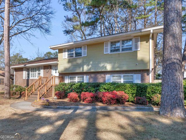 $299,900 | 4748 City View Drive | Forest Park