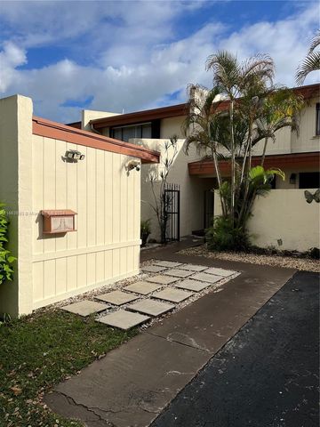 $515,000 | 10688 Southwest 76th Terrace | Kendall