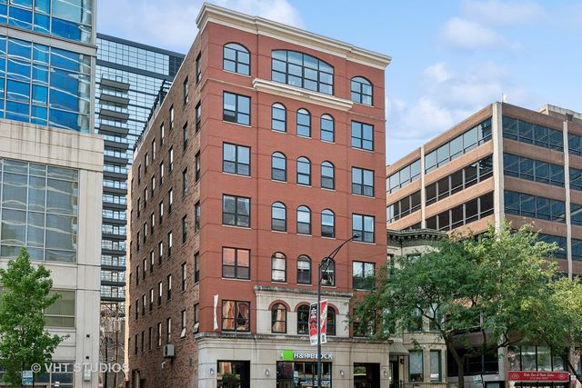 $1,499,000 | 742 North La Salle Street, Unit 7 | River North