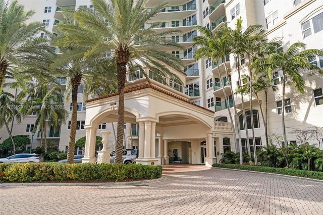 $649,000 | 20000 East Country Club Drive, Unit 206 | Turnberry Village