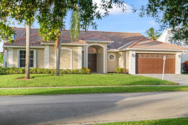 $7,500 | 9252 Lake Serena Drive | Boca Gardens