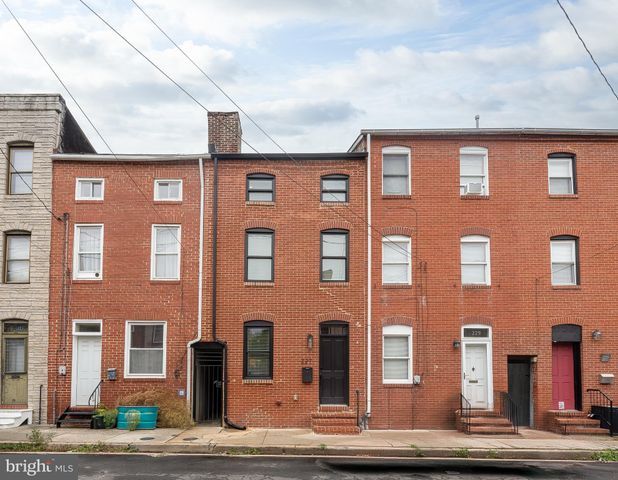 $499,000 | 227 South Regester Street | Upper Fells Point