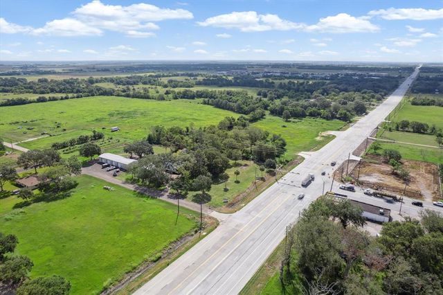 $1,299,000 | 15511 Highway 36