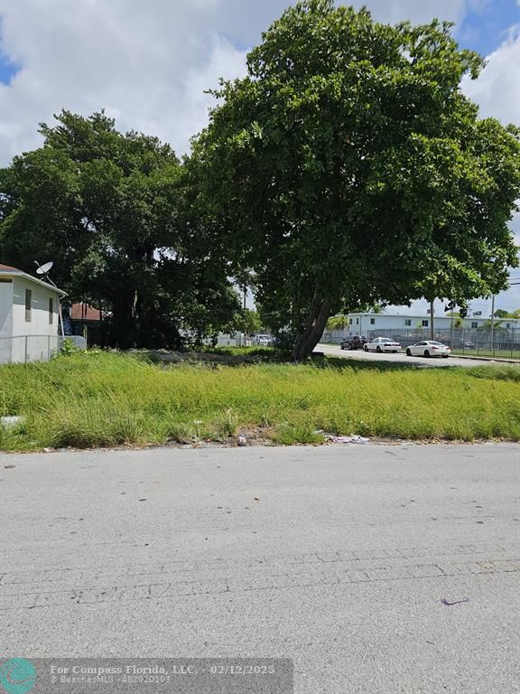 Corner Vacant lot to Build a Modern Home/Duplex  6310 NW 21st Ave., Miami, FL