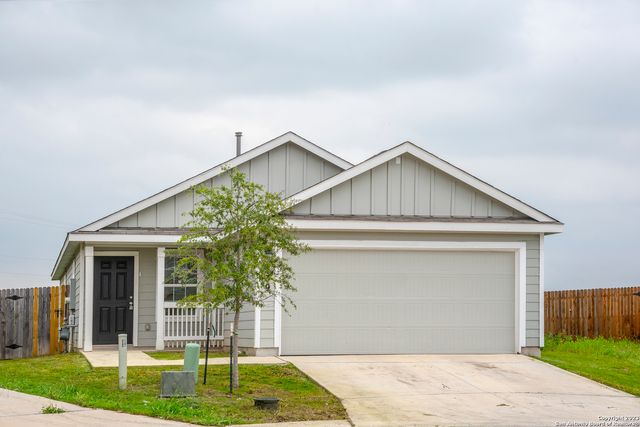Homes for Sale with a Garage in Los Jardines, San Antonio, TX | Compass