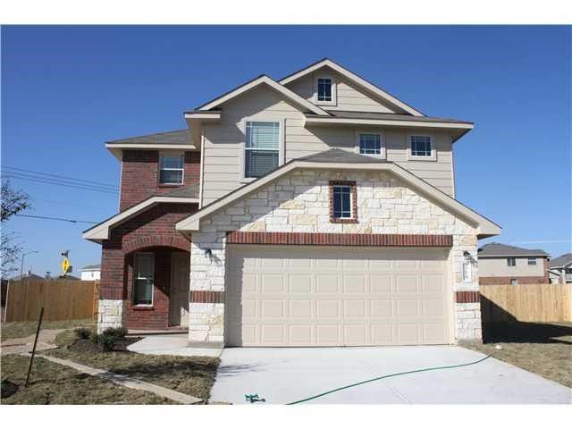 $2,200 | 319 Flat Rock Drive | Hutto