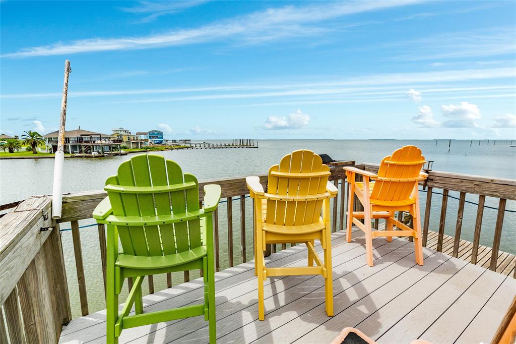 Unobstructed views of Galveston Bay