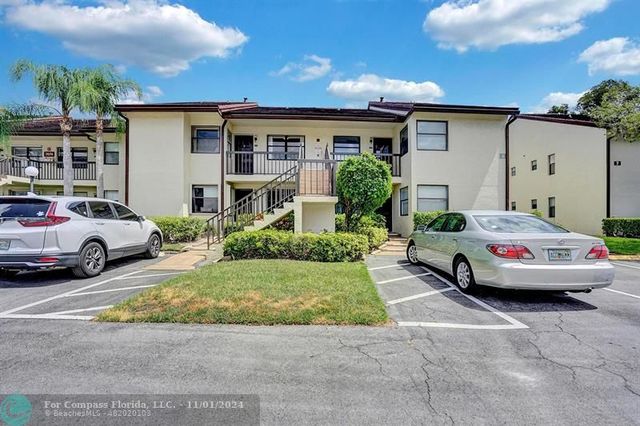 $129,500 | 7674 Tahiti Lane, Unit 205 | Lucerne Lakes