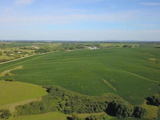 $1,785,000 | 212-acres County Road H | Blanchard