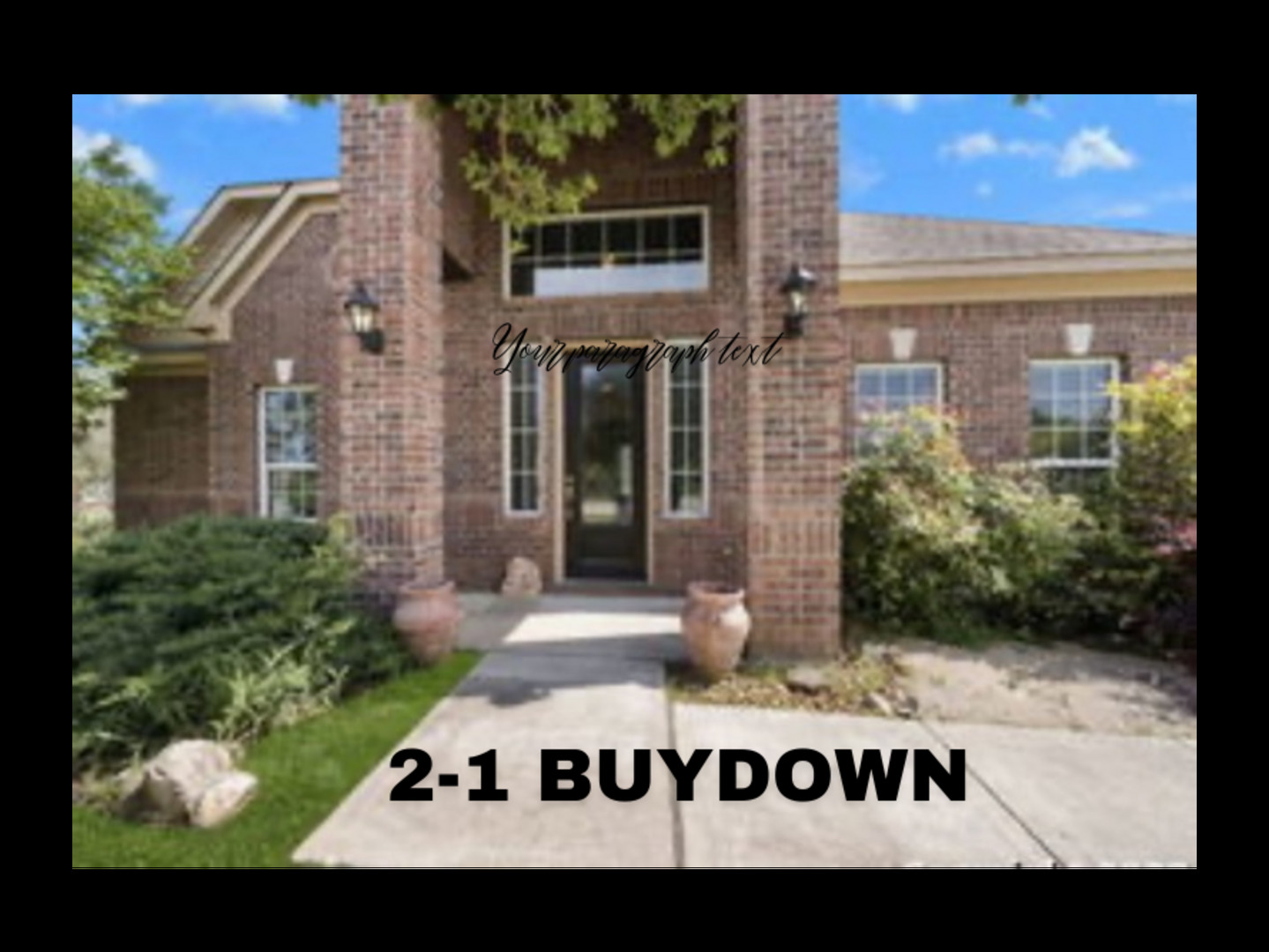 a view of entryway front of a house