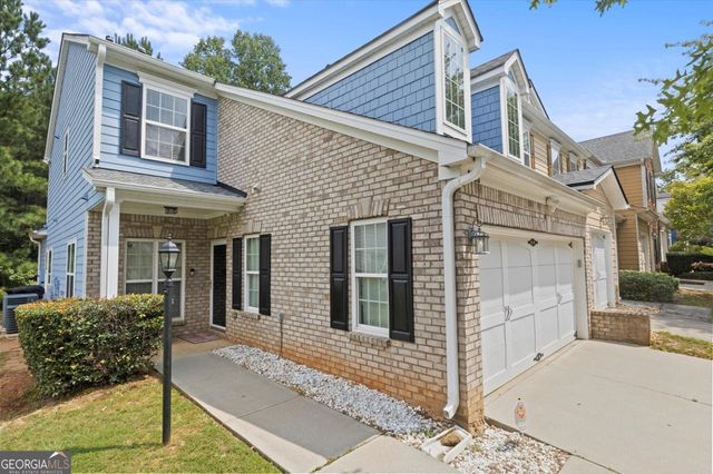 $2,300 | 6293 Colonial View | South Wind