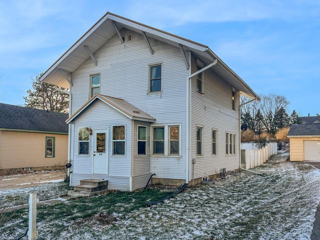 $190,000 | 208 Black River Avenue | Westby