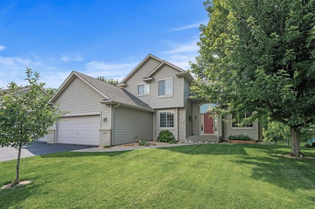 $525,000 | 1583 Stoneybrook Drive | Lino Lakes