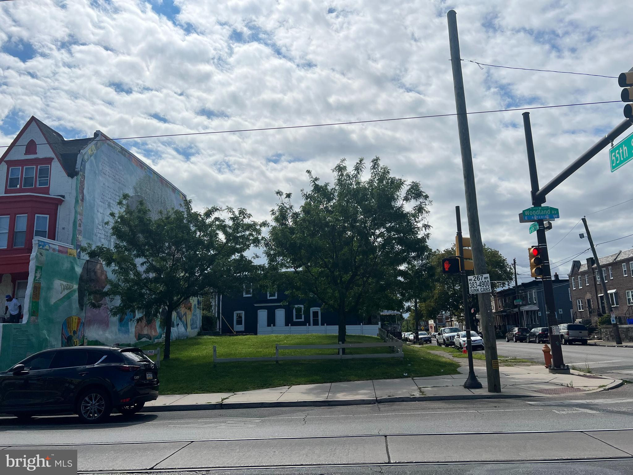 a street view with residential house