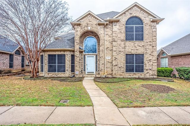 $415,000 | 1237 Collin Drive | Lewisville