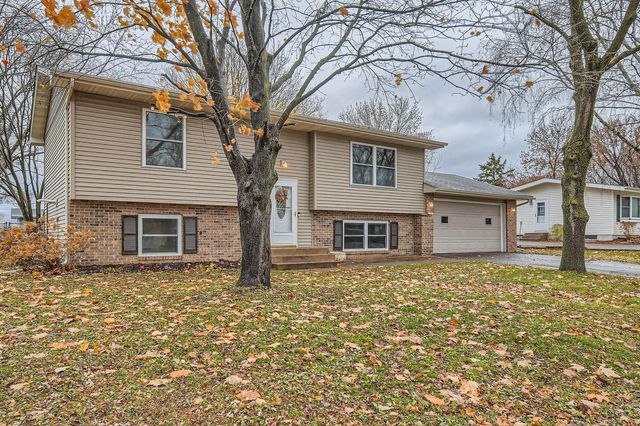 $329,900 | 11400 Lakeview Road | Chisago City