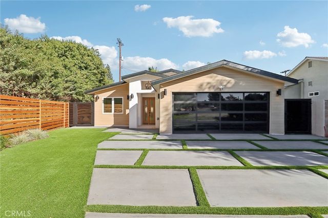 $2,299,999 | 4656 Greenbush Avenue | Sherman Oaks