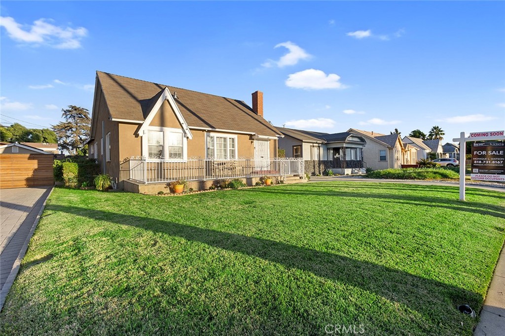 Front of House - Curb appeal