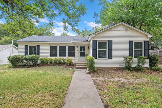 $269,900 | 4220 Harlan Avenue | South Overlook