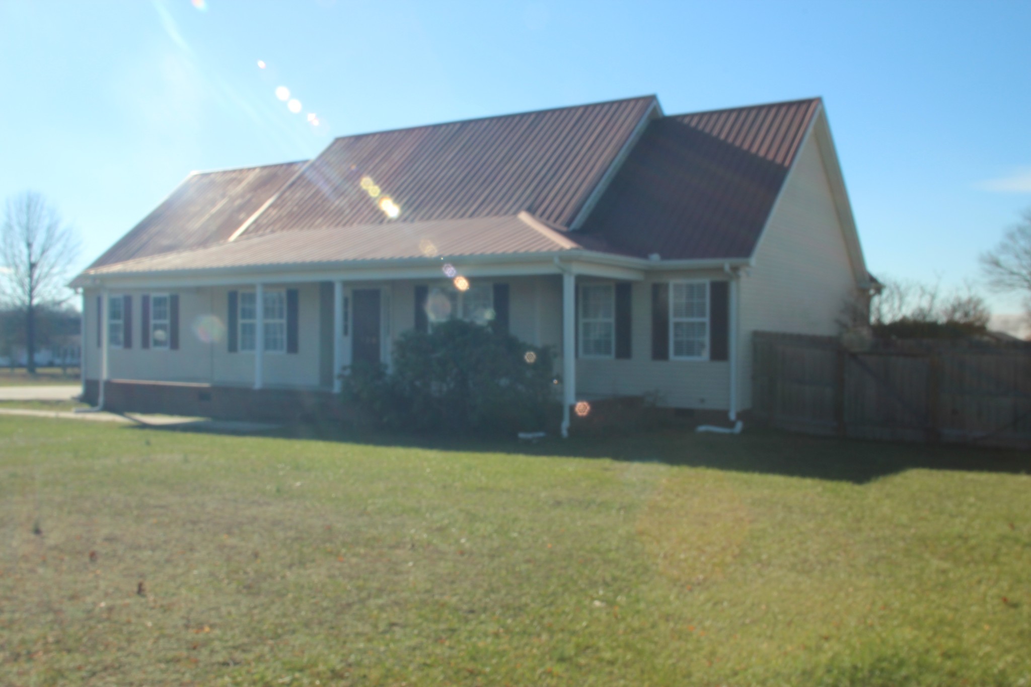 a front view of house with yard