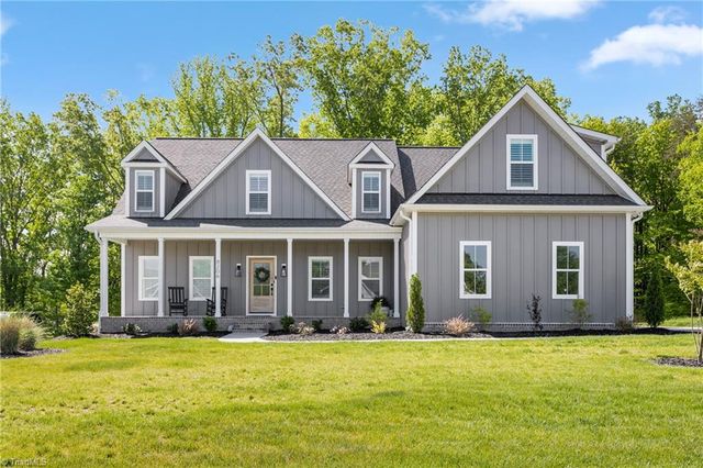 $695,000 | 8206 Joe Jessup Court | Center Grove Township - Guilford County