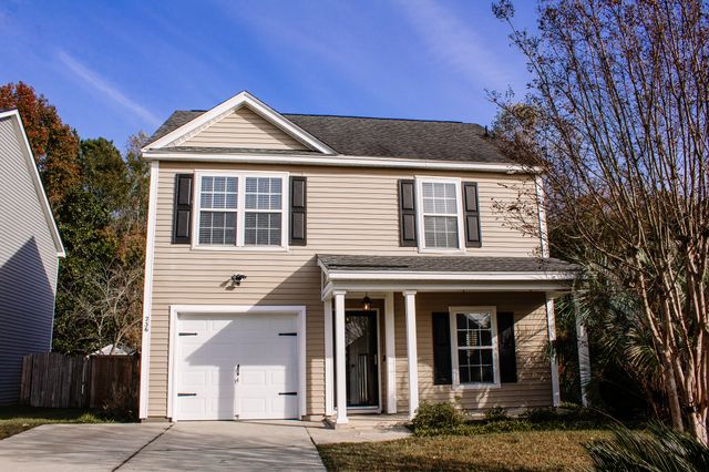 $2,400 | 236 Emerald Isle Drive | Moss Grove Plantation