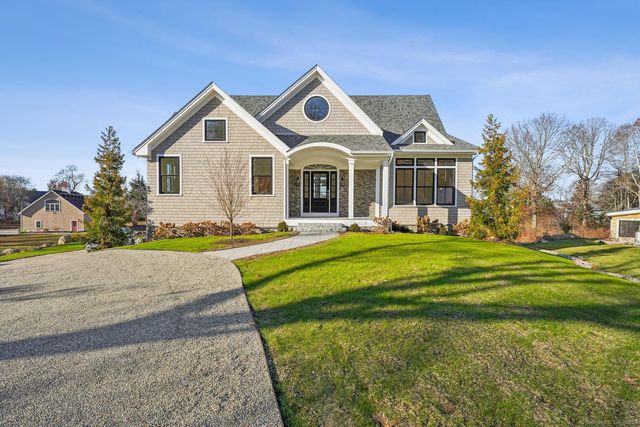 $2,475,000 | 7 Egret Road | Stonington