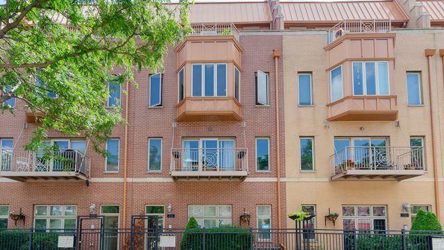 $380,000 | 1921 South State Street, Unit 3 | South Loop