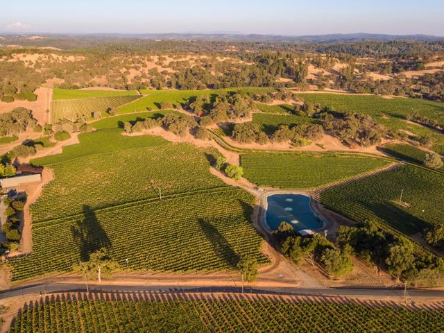 $1,900,000 | 20540 Shenandoah School Road