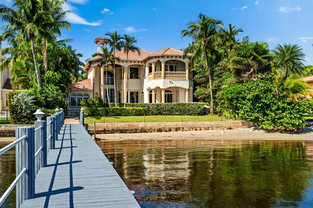 $4,995,000 | 318 South Lake Drive | East Ocean Avenue