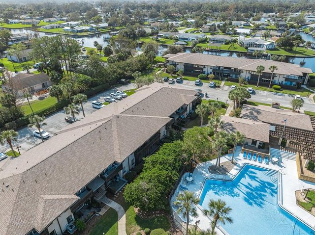 $189,000 | 40 Club House Drive, Unit 107 | Country Club Cove