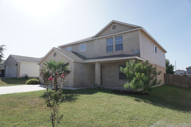 $2,000 | 208 Willow Run | Cibolo