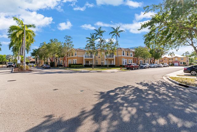 $315,000 | 1015 Shoma Drive | Royal Palm Beach