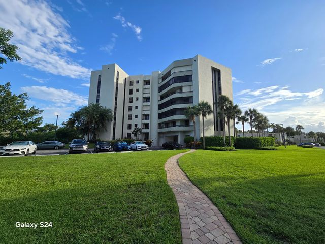 $2,700 | 6372 La Costa Drive, Unit 403 | Boca del Mar