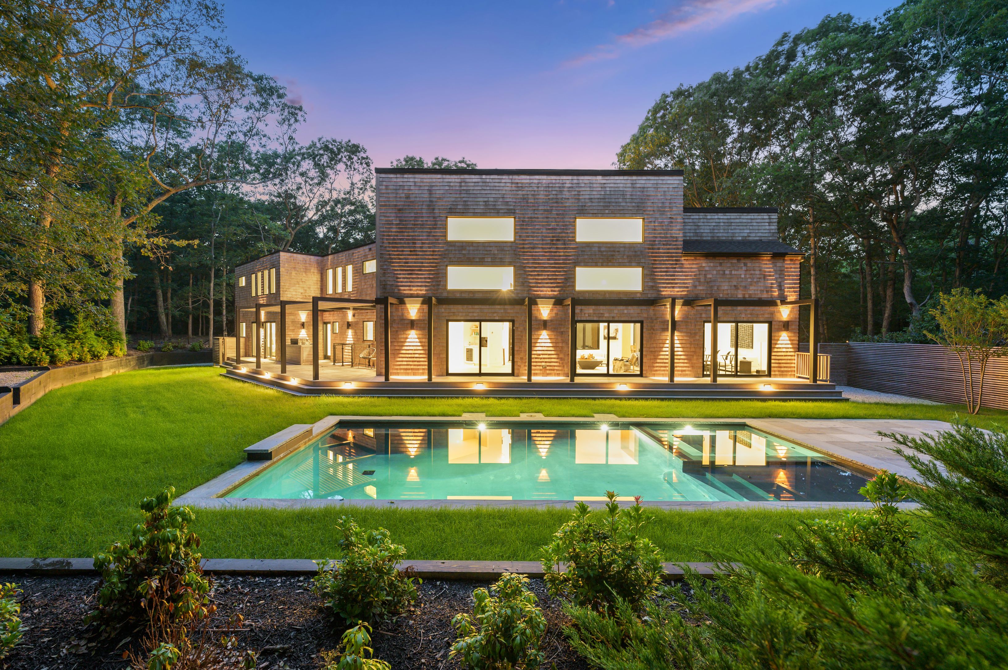 a view of a house with swimming pool