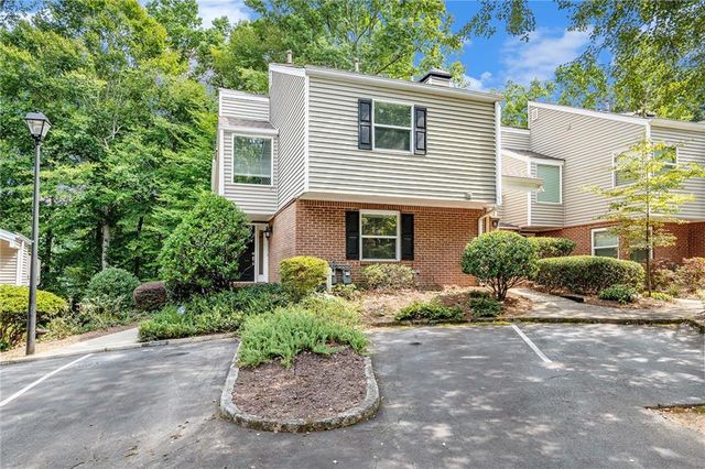 $349,000 | 40 Dunwoody Springs Drive, Unit 40 | Perimeter Center