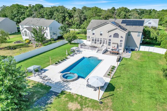 $991,111 | 5 Reagans | Middle Township - Cape May County