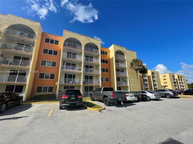 $2,150 | 6950 Miami Gardens Drive, Unit 2308 | Country Club of Miami