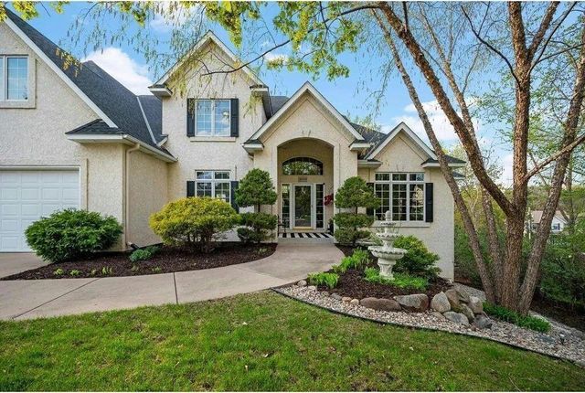 $1,225,000 | 1849 Orchard Hill | Mendota Heights