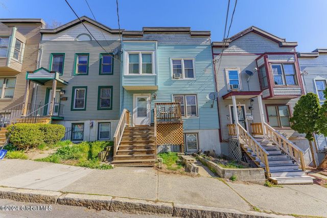 $1,300 | 39 Liebel Street | Second Avenue