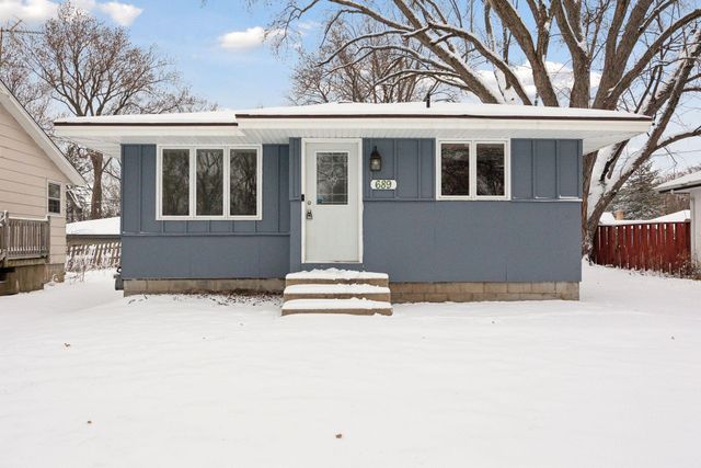 $285,000 | 689 Janesville Street Northeast | Riverview Heights