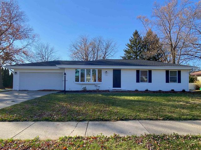 $319,900 | 759 North Wright Road | Janesville