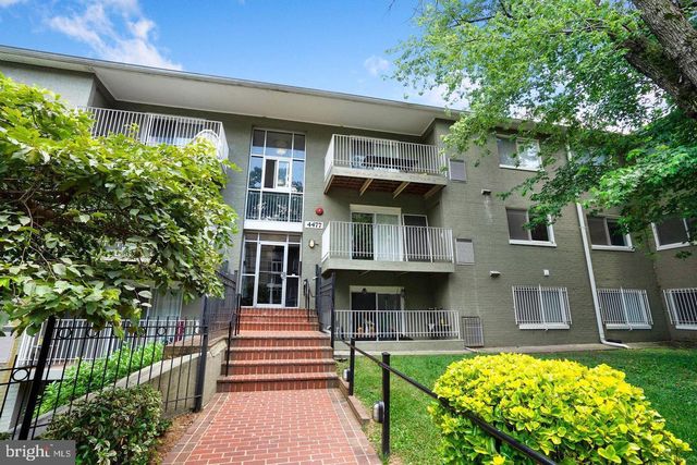 $1,899 | 4477 B Street Southeast, Unit T2 | Fort Dupont Park